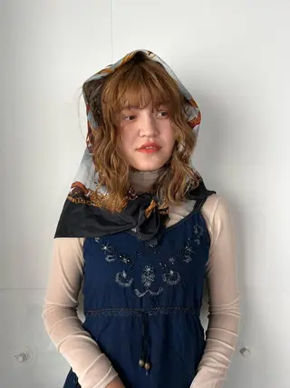 ミディアム カラー 舟橋耀/ブリーチカラ ー/レイヤーカットのヘアスタイル