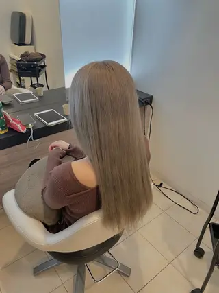 ロング カラー AINE 🧚🏻‍♀️のヘアスタイル