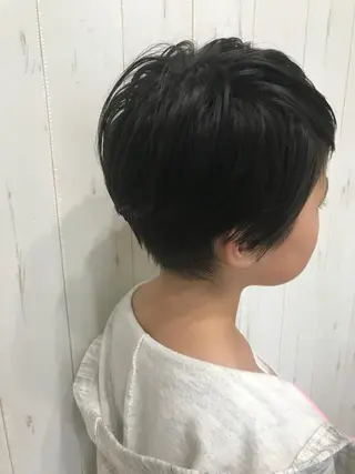 キッズ eppeal hair&spa所属・沢田石 瞳のマツエク・マツパデザイン