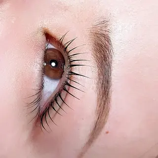 マツエク・マツパ 宜野湾Eyelash w/の眉毛・アイブロウイメージ