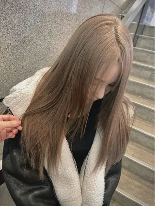 ロング GATE.所属・シマヅ タイジのヘアスタイル