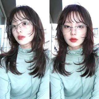 ミディアム カラー レイヤーカット ハッシュカットのヘアスタイル