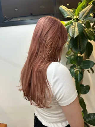 セミロング カラー yuika .のヘアスタイル