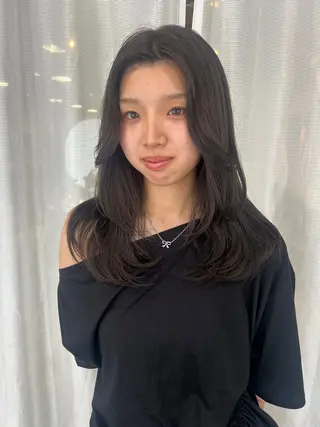 セミロング カラー 【 pia 】 とものヘアスタイル