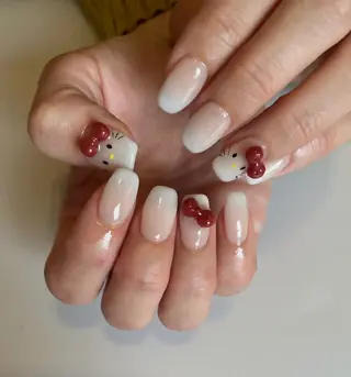 ネイル Nailsalon Olu所属・ネイリスト Nanaのネイルデザイン