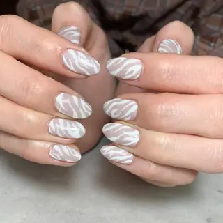 ネイル atelier　FIORITURA所属・FIORITURA aiのネイルデザイン