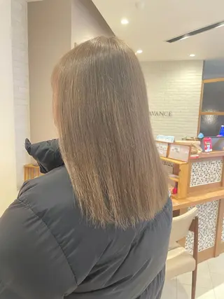 カラー Chere rosso所属・✨頭身浴無料 -chere-金剛店のヘアスタイル