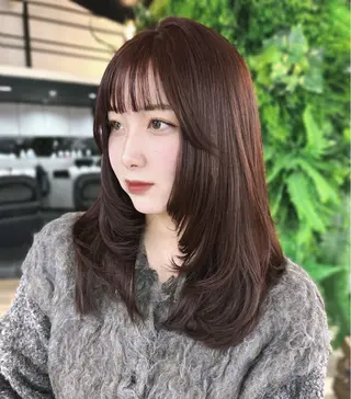 セミロング カラー Pocket仙台 💚モエリのヘアスタイル