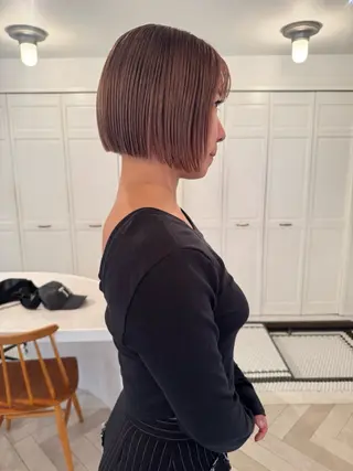 カラー ブリーチカラー🎀 韓国風/寺門美優のヘアスタイル