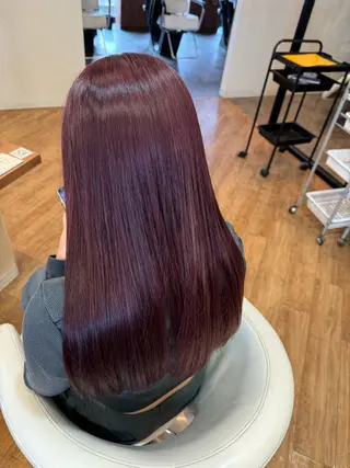 ロング 對馬 小菜美のヘアスタイル