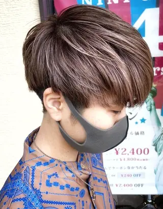 ショート カラー メンズヘア特化 崎田 成人のヘアスタイル