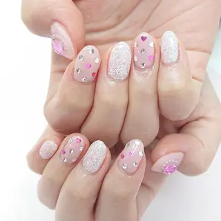 ネイル トミーワイネイル所属・トミー ワイのネイルデザイン