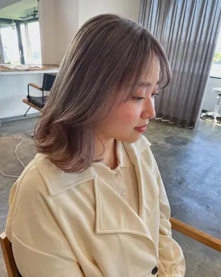 ミディアム カラー ✨艶ブリーチカラー ✨四ノ宮裕己のヘアスタイル