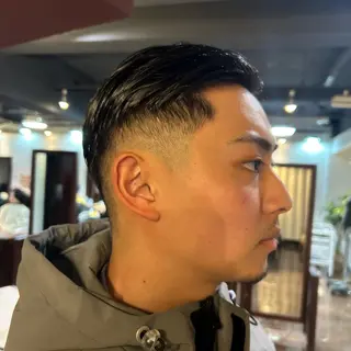 メンズ アカマ レナのマツエク・マツパデザイン