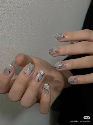 ネイル YURI NAILのネイルデザイン