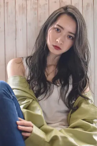 ロング カラー パーマ 🍀アレンジ簡単ヘア ☘️石田万里奈🍀のヘアスタイル