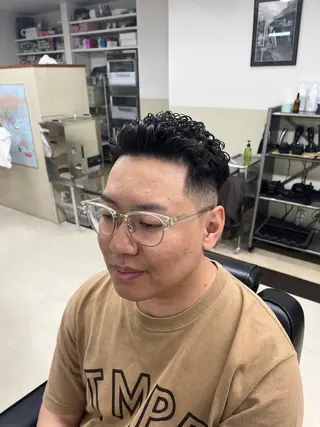 ショート barberspoint所属・💈フェードカット なす💈のヘアスタイル