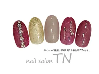 ネイル 中島 実穂のネイルデザイン