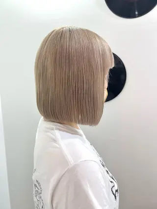 ショート カラー ヘアアレンジ 🧨ブリーチー×ボブ レイヤー💎じゅえるのヘアスタイル