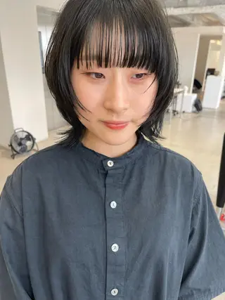 ミディアム oma　袮次金 鈴香のヘアスタイル