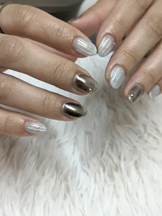 ネイル 會田 瑠衣のネイルデザイン