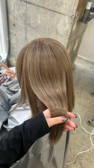 ミディアム moeka/札幌/ 透明感カラーのヘアスタイル