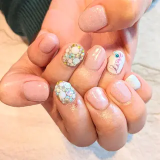 ネイル ｱｲﾗｯｼｭ ﾈｲﾙ ｻﾛﾝ つけるのマツエク・マツパデザイン