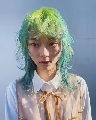 セミロング カラー AiM 大名　似合わせカットのヘアスタイル