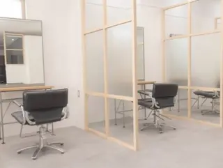 難波/白髪ぼかし/ KAORIのヘアスタイル