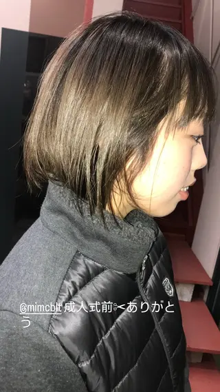 ミディアム カラー 兼松 佑華のヘアスタイル