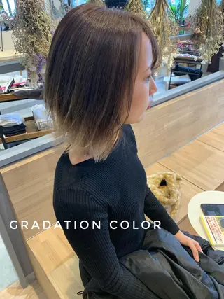 ミディアム カラー 船津 佳奈美のヘアスタイル