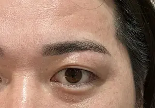 アイブロウ エクラート shizukaのマツエク・マツパデザイン