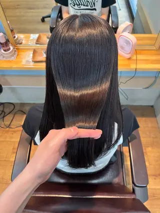 セミロング カラー 🫧艶髪デザイナー 🫧白石航汰のヘアスタイル