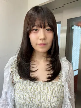 セミロング 🫐寒色系カラー 🫐ヤマナカリリカのヘアスタイル