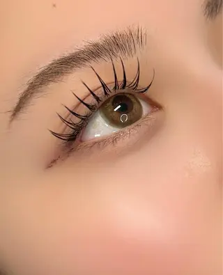 マツエク・マツパ 束感まつ毛nasu marina🎀のマツエク・マツパデザイン