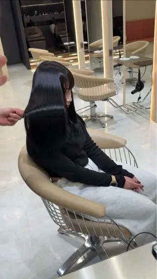 セミロング 銀座/髪質改善カラー 酸性ストレート🍎のヘアスタイル