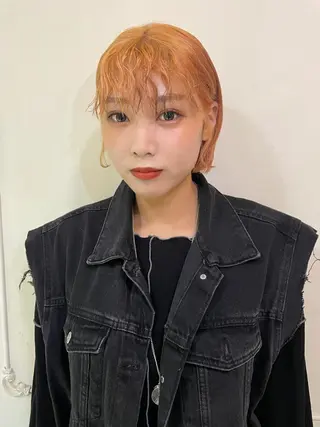 ショート カラー アオキ リノのヘアスタイル