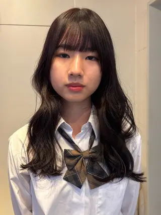 セミロング カラー RIN／韓国ヘア レイヤーカットのヘアスタイル