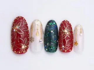 ネイル ゲン レイカのネイルデザイン