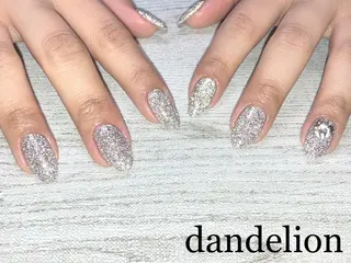 ネイル dandelion ダンデライオンのネイルデザイン