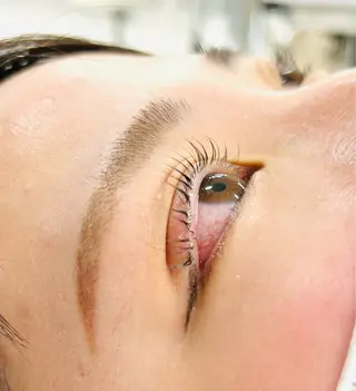 マツエク・マツパ aru所属・aru AKIのマツエク・マツパデザイン