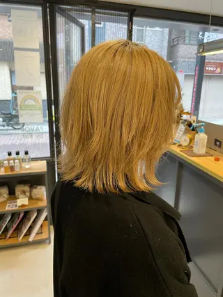 ミディアム 暖色カラー🍊 ボブ🌿顔周りcutのヘアスタイル