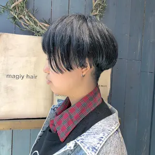 ショート カラー ブリーチ、パーマ 西部笑のヘアスタイル