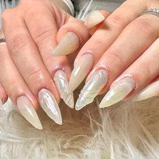 ネイル hohomi .のネイルデザイン