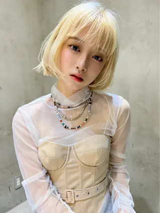 ショート カラー 派手髪/ハイトーン RIN🩵ྀིのヘアスタイル