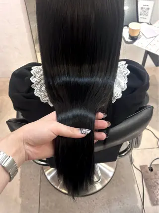 カラー ノボリ モネ ／ Lomaliaのヘアスタイル