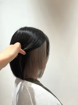 ミディアム 杉井 恵里のヘアスタイル