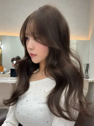 ロング カラー ダブルカラー 韓国レイヤーKYONのヘアスタイル