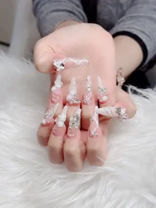 ネイル Lenie Nail Okuboのネイルデザイン
