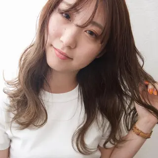 ロング カラー fio マナミのヘアスタイル